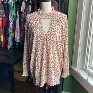 Women's Torrid Blouse, Size 3, Beige and Burgundy